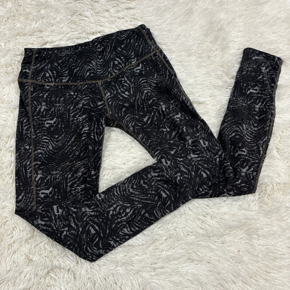 Athleta Chaturanga Active Leggings High Rise Yoga Workout Black Gray Small - Picture 3 of 12